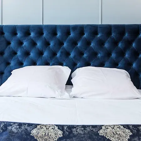 Apartment дизайнерська віп по вулиці куліша 14