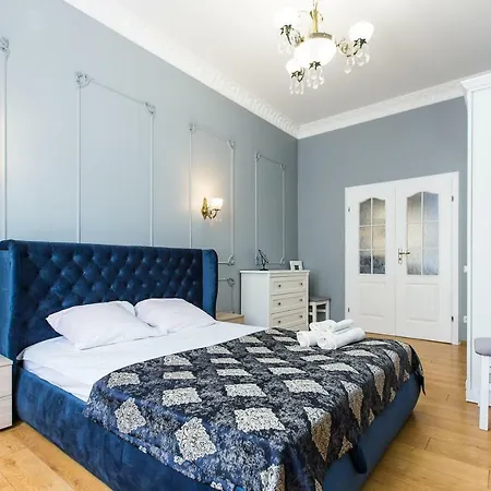 Apartment дизайнерська віп по вулиці куліша 14 *