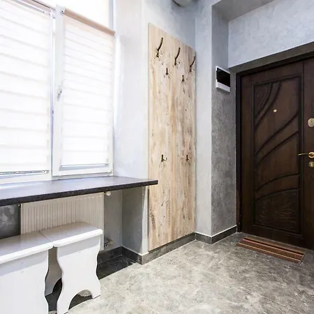 дизайнерська віп по вулиці куліша 14 Apartment