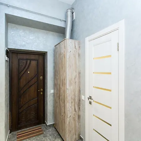 дизайнерська віп по вулиці куліша 14 Lviv