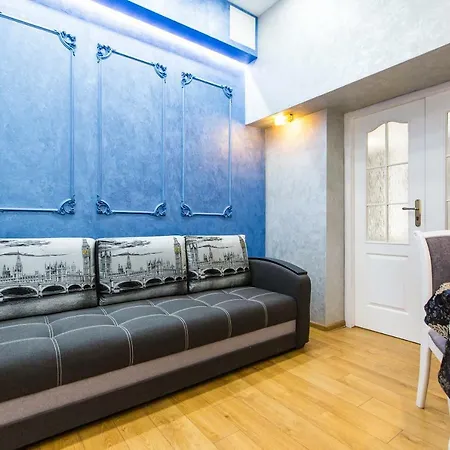 дизайнерська віп по вулиці куліша 14 Apartment