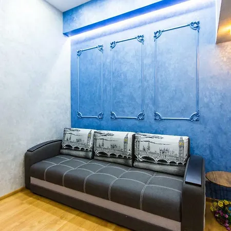 дизайнерська віп по вулиці куліша 14 Apartment *