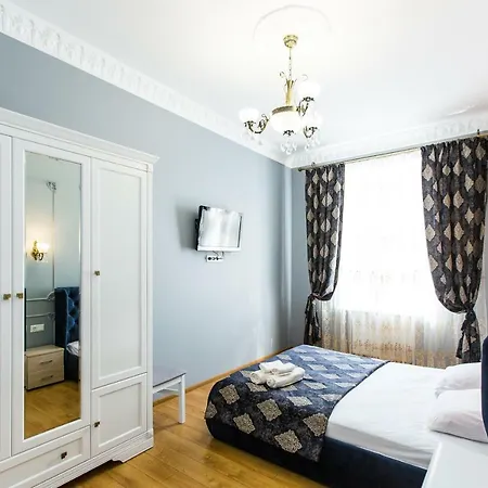 дизайнерська віп по вулиці куліша 14 * Lviv