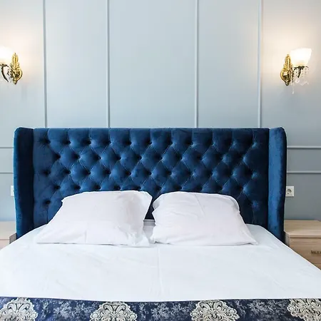 Apartment дизайнерська віп по вулиці куліша 14 Lviv