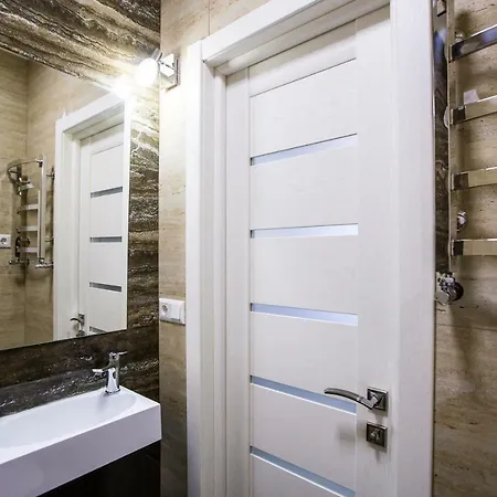 дизайнерська віп по вулиці куліша 14 *