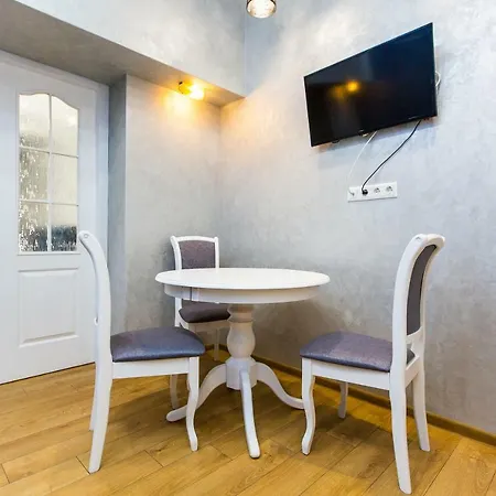 дизайнерська віп по вулиці куліша 14 *