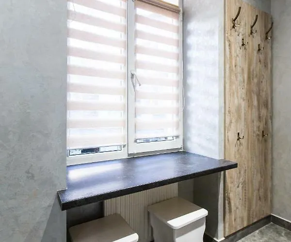 Apartment дизайнерська віп по вулиці куліша 14 Lviv