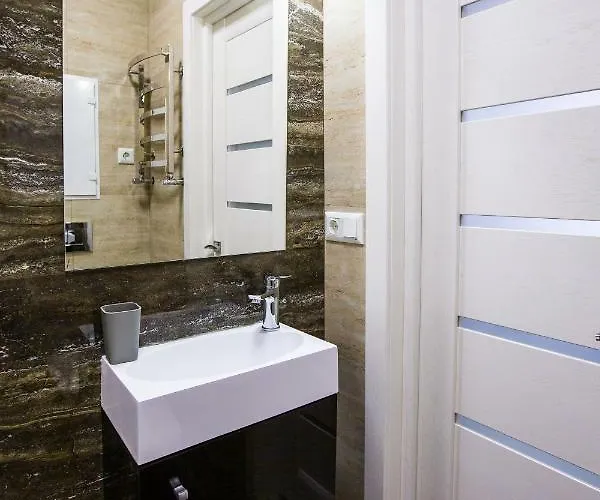 Apartment дизайнерська віп по вулиці куліша 14 Lviv