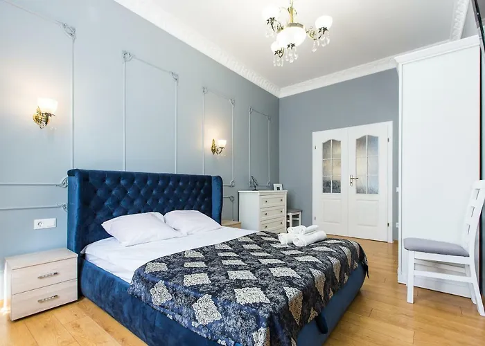 Apartment дизайнерська віп по вулиці куліша 14 *