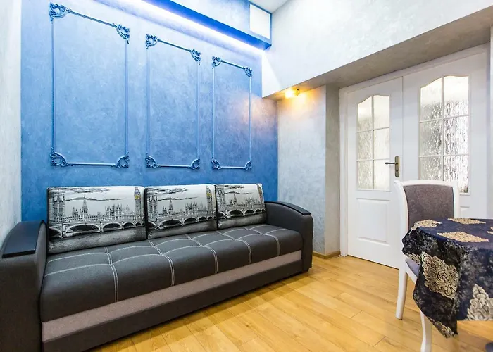 дизайнерська віп по вулиці куліша 14 Apartment