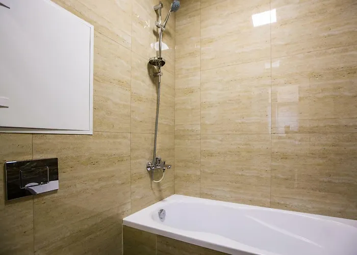 дизайнерська віп по вулиці куліша 14