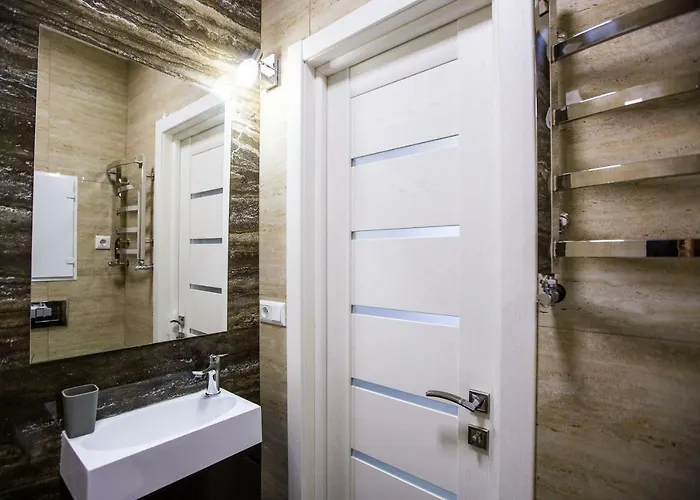 дизайнерська віп по вулиці куліша 14 *